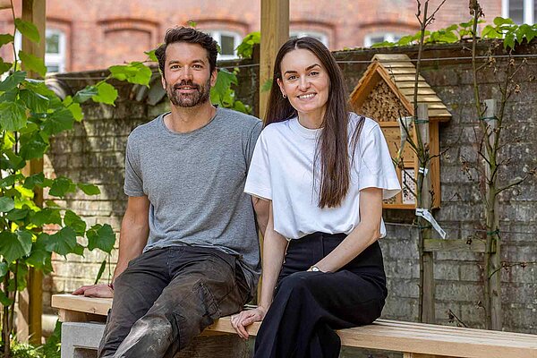 Die Lehrer Nico Wenger und Nergis Özmen engagieren sich auch in ihrer Freizeit für die Umwelt-AG.